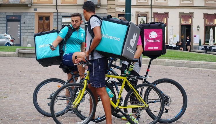 Gig Economy: tavolo di incontro tra riders e aziende