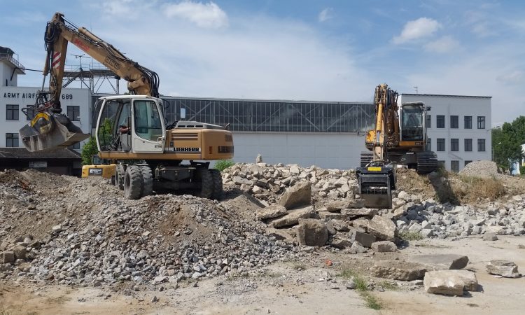 In cantiere nonostante gli anni! Le MB Crusher non vanno in pensione