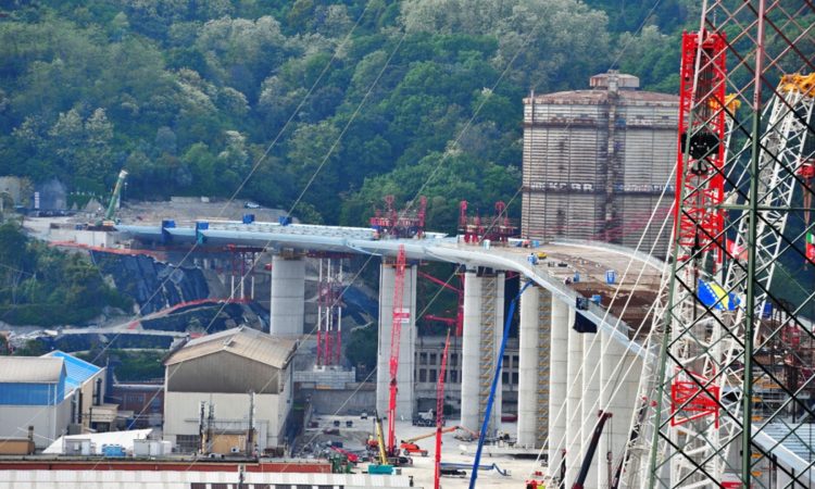 Il ruolo dei geometri nella ricostruzione del Ponte di Genova