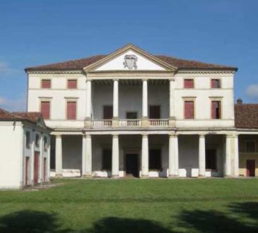 L’intervento di consolidamento fondazioni che abbiamo realizzato con successo presso l’antica Villa Ferramosca ha un sapore del tutto particolare
