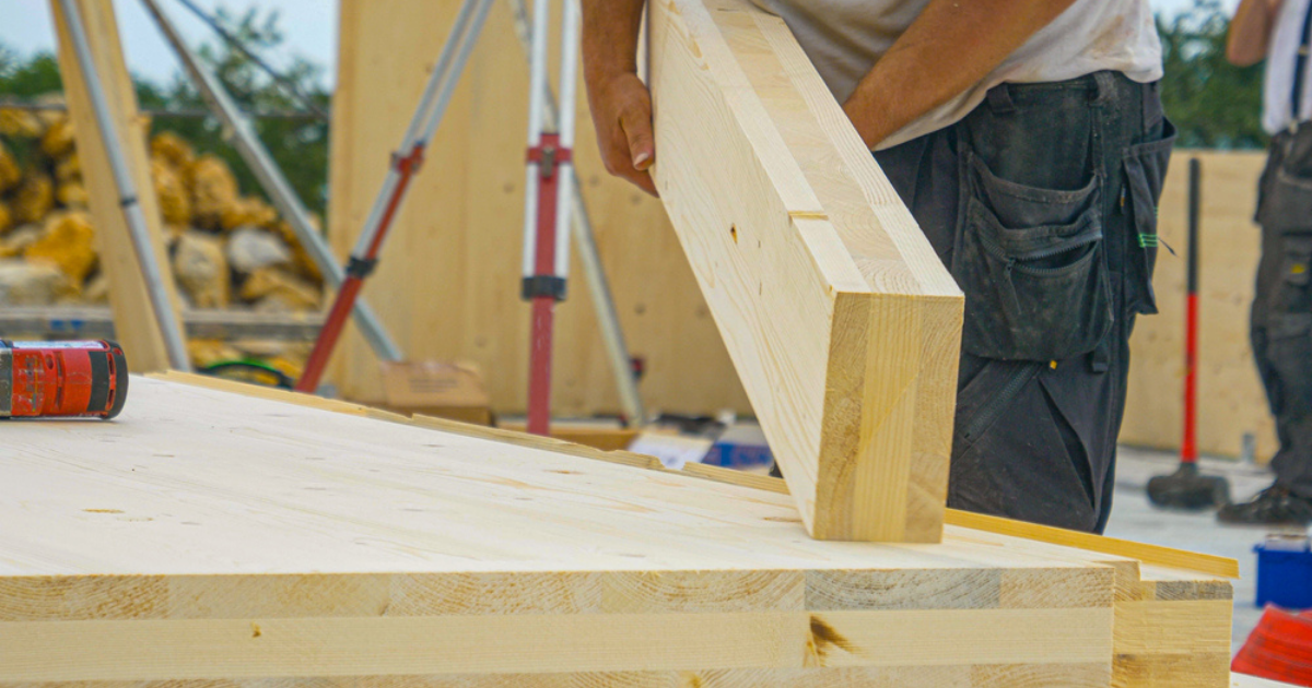 Costruire case in legno con tecnologia X-Lam significa costruire case innovative e tecnologicamente all'avanguardia. Cinque motivi per diventare progettista di case in Legno X-Lam.