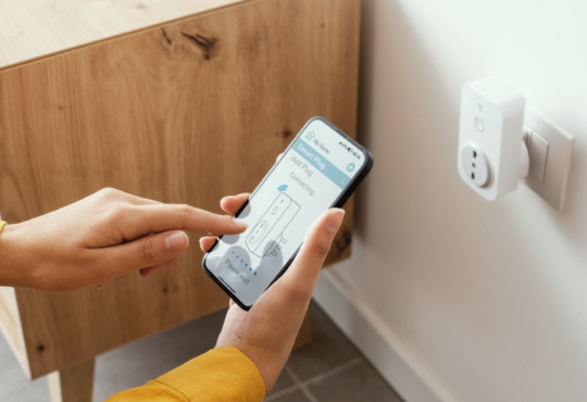 Domotica wireless: tecnologie senza fili per il comfort di case e uffici.
