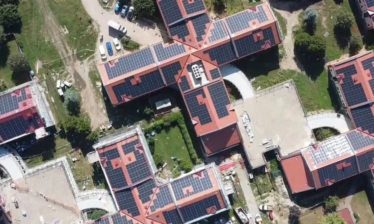 Realizzare un impianto da 1 MW su più edifici di una struttura socio-sanitaria