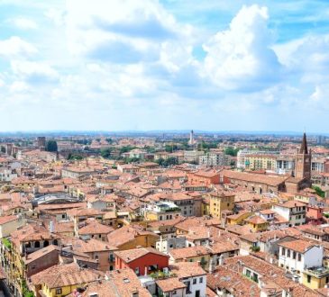 Case ante ’67: cosa sapere prima di comprare o ristrutturare un immobile senza licenza edilizia
