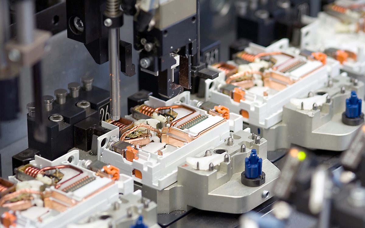 GEWISS offre soluzioni avanzate per protezione, gestione intelligente e distribuzione dell’energia, garantendo sicurezza, continuità di servizio ed efficienza.