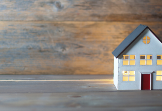 Immobili ante 67, il TAR Lazio chiarisce i limiti della prova: non basta dichiarare l’epoca per evitare la demolizione