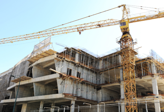 Sanatoria edilizia negata se il terreno è instabile, la conformità urbanistica non basta